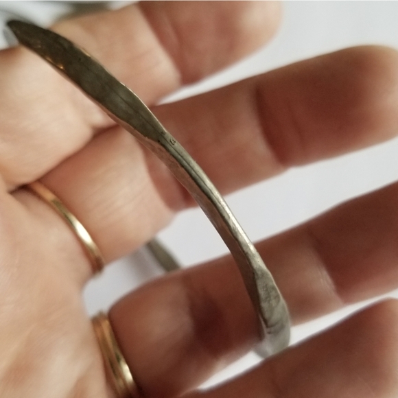 Three vintage bangle bracelets silver tone - Picture 3 of 10